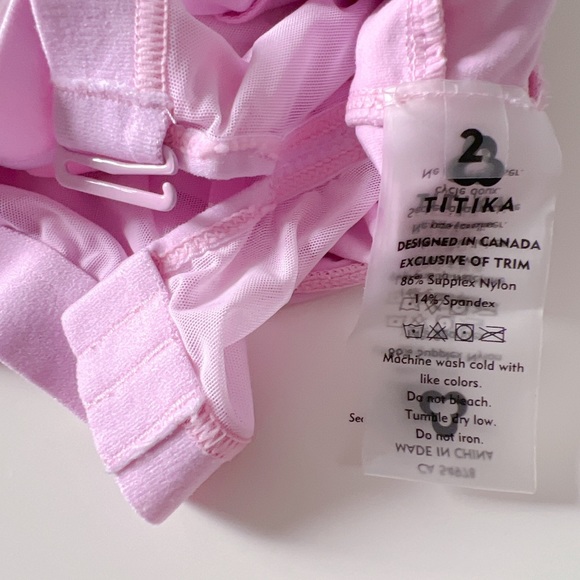 Titika Mornique Crop Top II Activewear - Picture 5 of 6